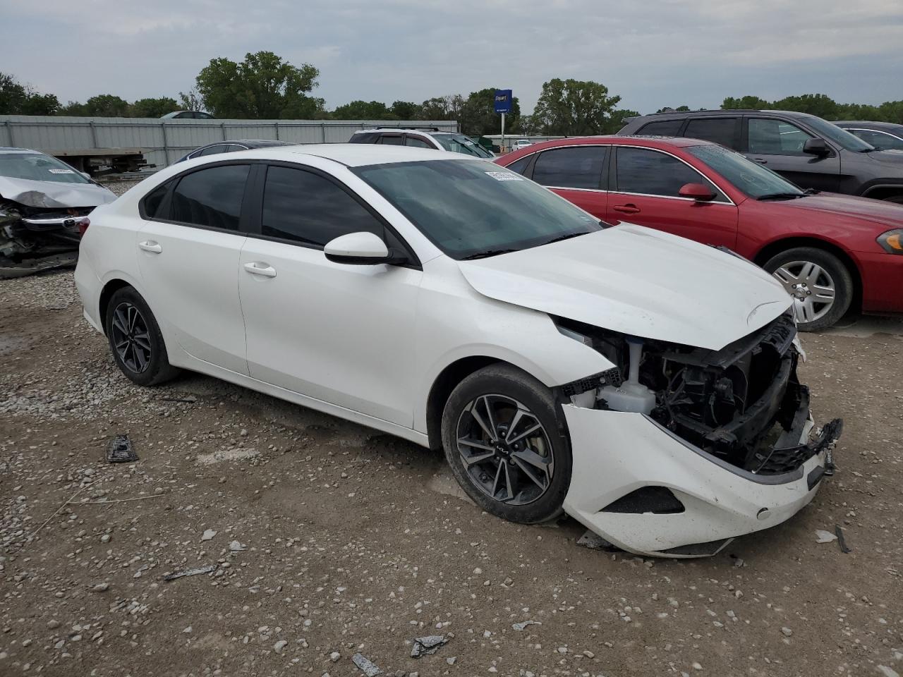 2022 KIA FORTE FE VIN:3KPF24AD8NE502329