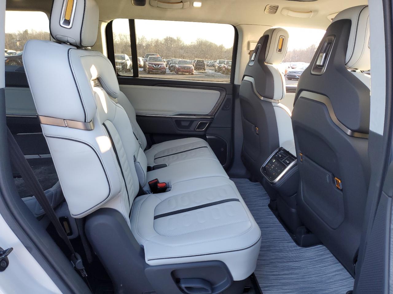 2023 RIVIAN R1S LAUNCH EDITION VIN:7PDSGABL1PN005988