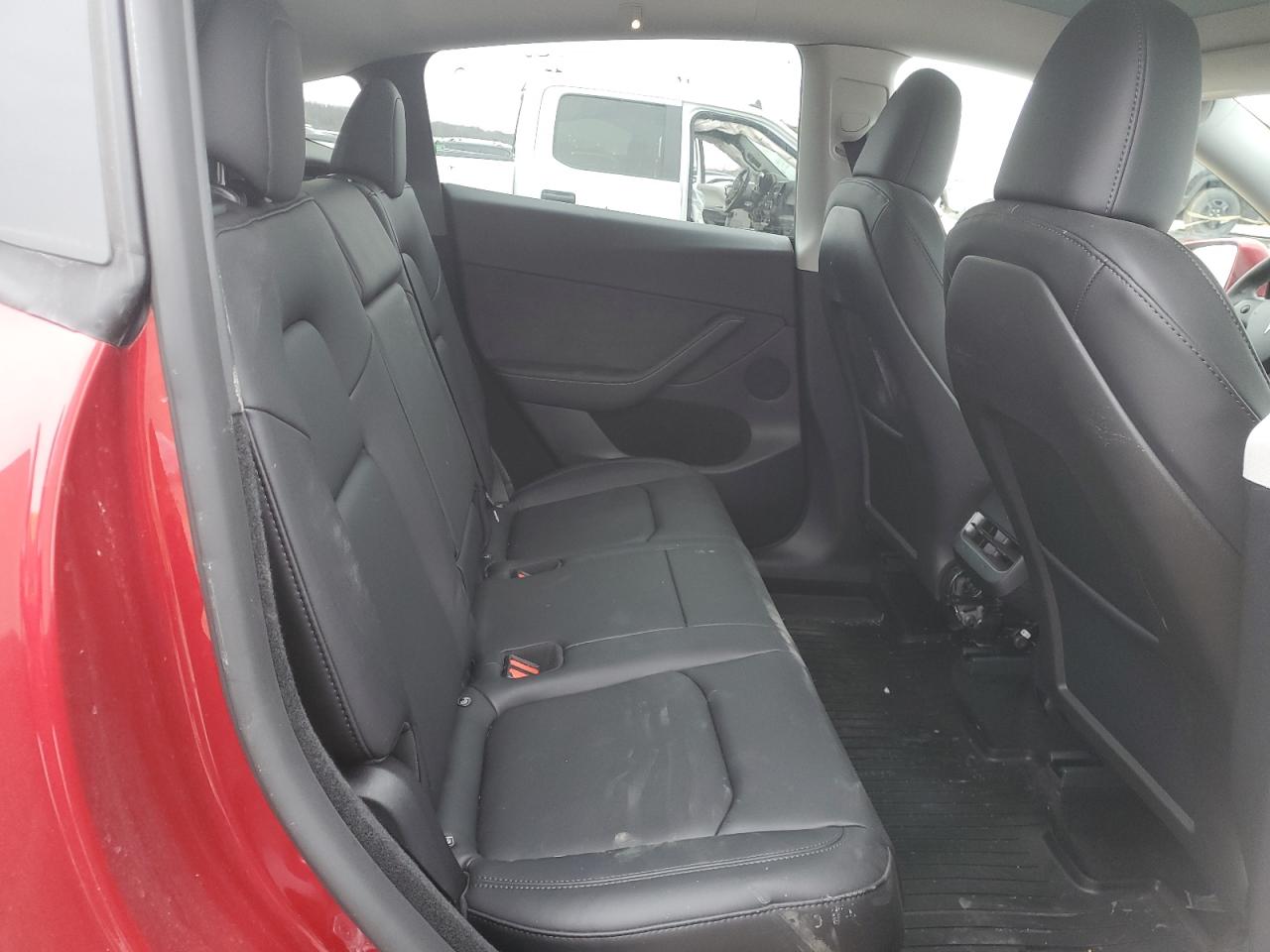 2024 TESLA MODEL Y  VIN:7SAYGDEE8RF082636