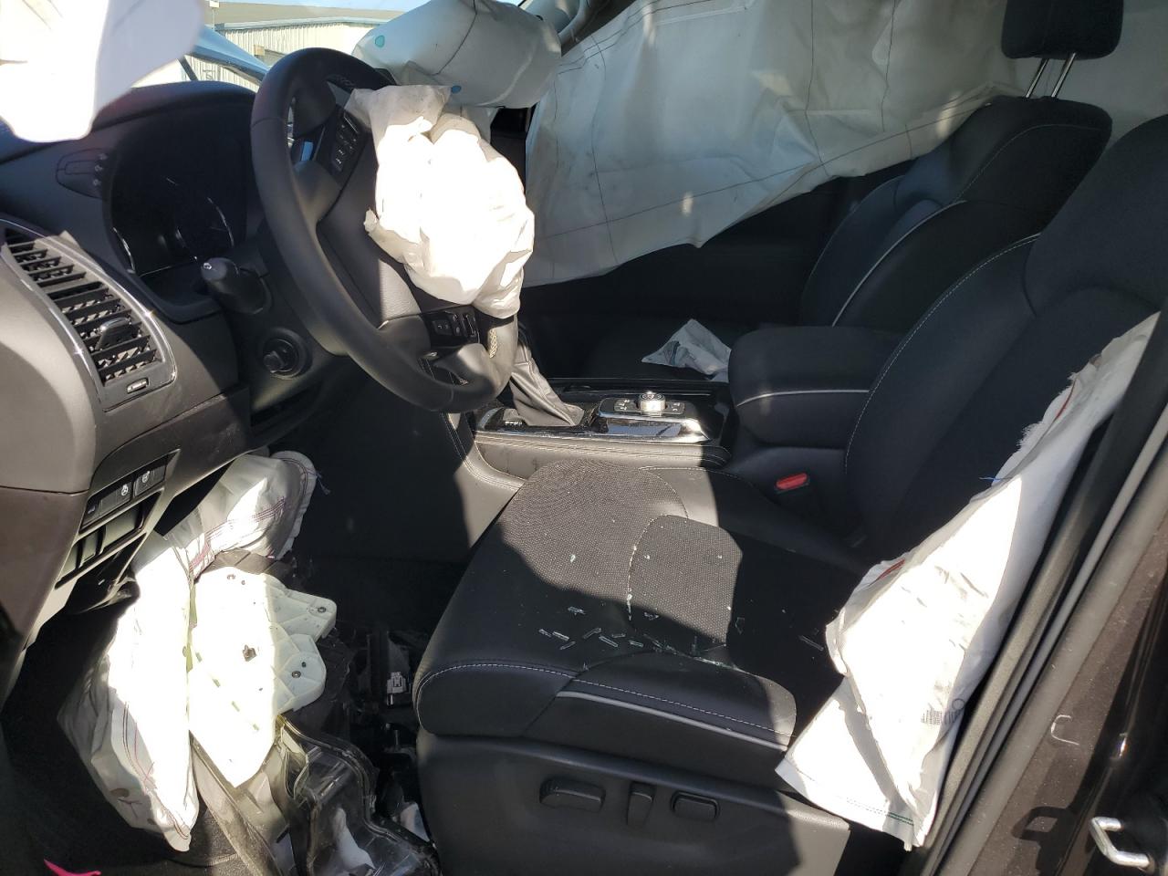 2022 INFINITI QX80 LUXE VIN:JN8AZ2AF0N9744083