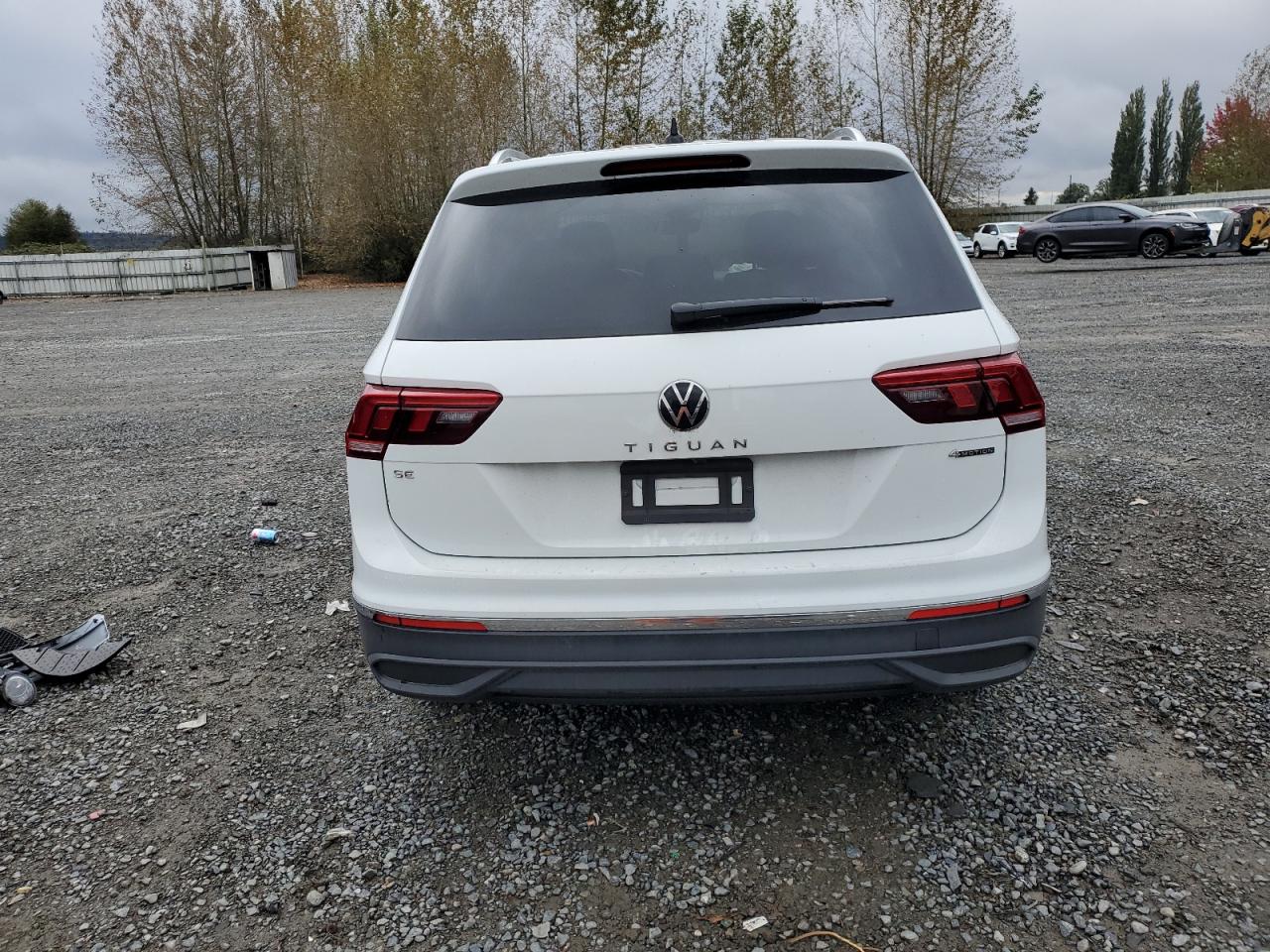 2024 VOLKSWAGEN TIGUAN SE VIN:3VVMB7AX1RM081988