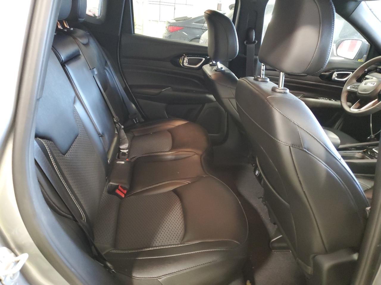 2024 JEEP COMPASS LATITUDE VIN:3C4NJDBN1RT600187