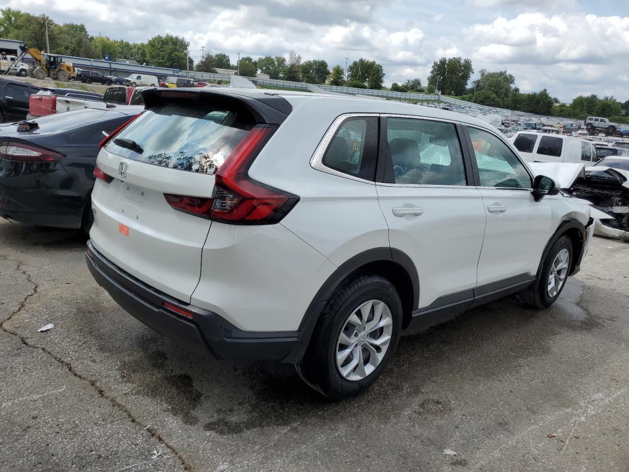 2023 HONDA CR-V LX VIN:7FARS4H20PE021252