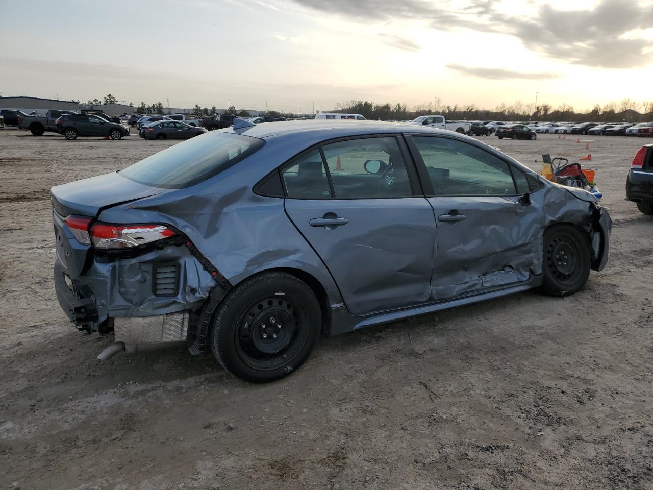 2022 TOYOTA COROLLA LE VIN:5YFEPMAE5NP381974