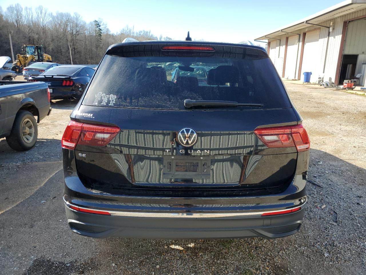 2022 VOLKSWAGEN TIGUAN SE VIN:3VV3B7AX7NM098736