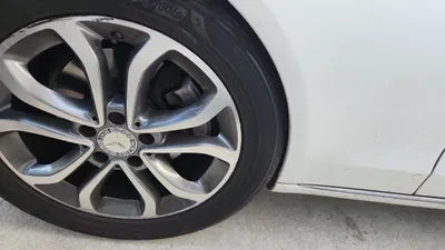 2015 Mercedes-Benz C 200 VIN: