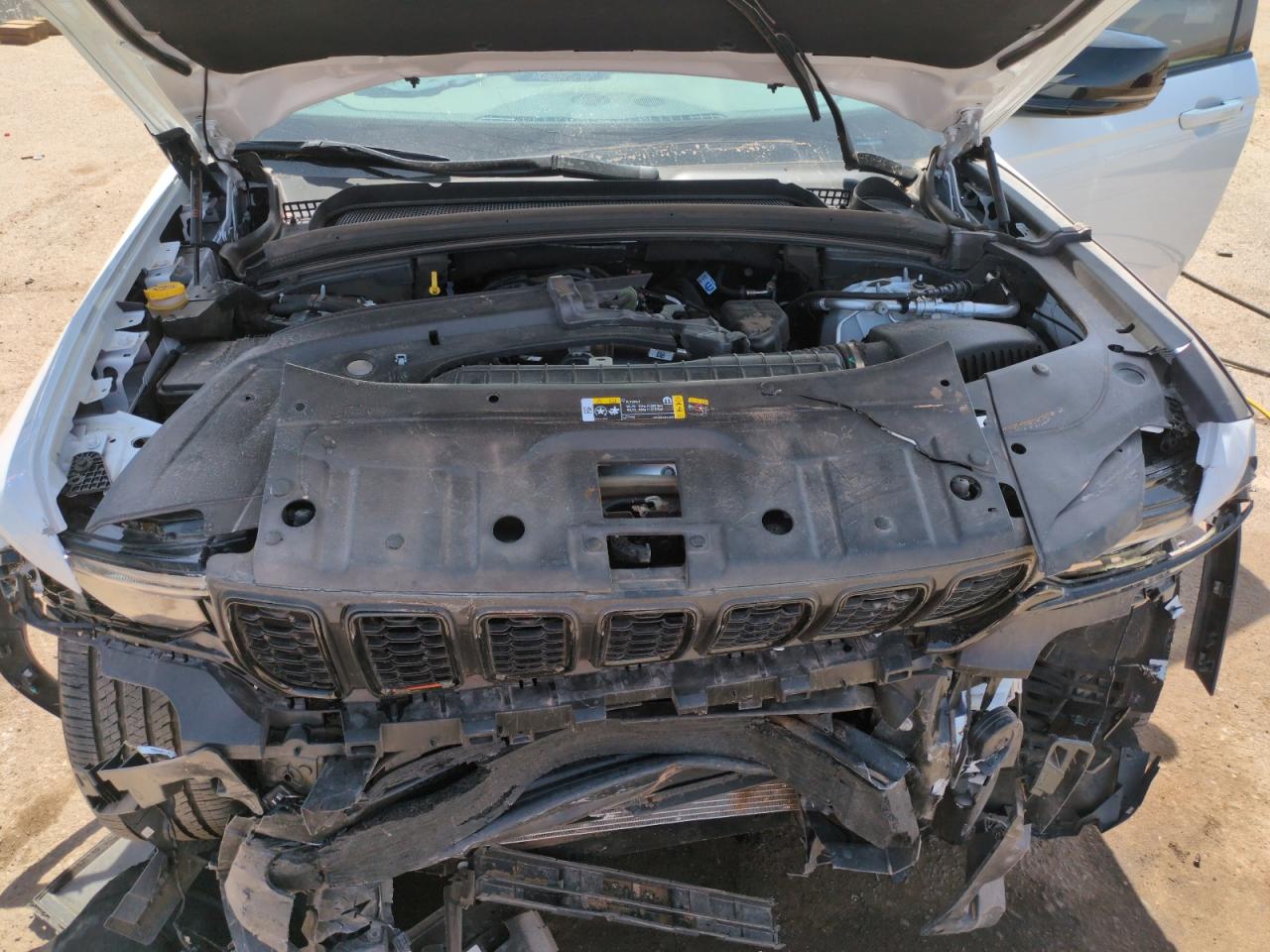 2023 JEEP GRAND CHEROKEE LAREDO VIN:1C4RJHAG5PC520105