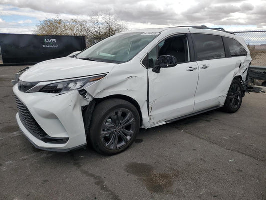 2024 TOYOTA SIENNA XSE VIN:5TDCRKEC0RS213915