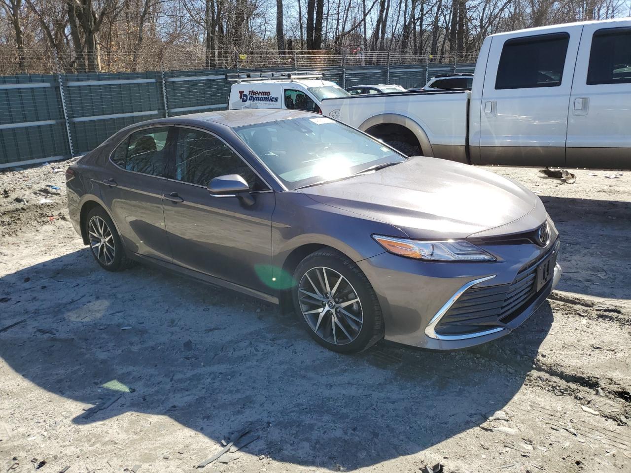 2022 TOYOTA CAMRY XLE VIN:4T1F11BK0NU059251