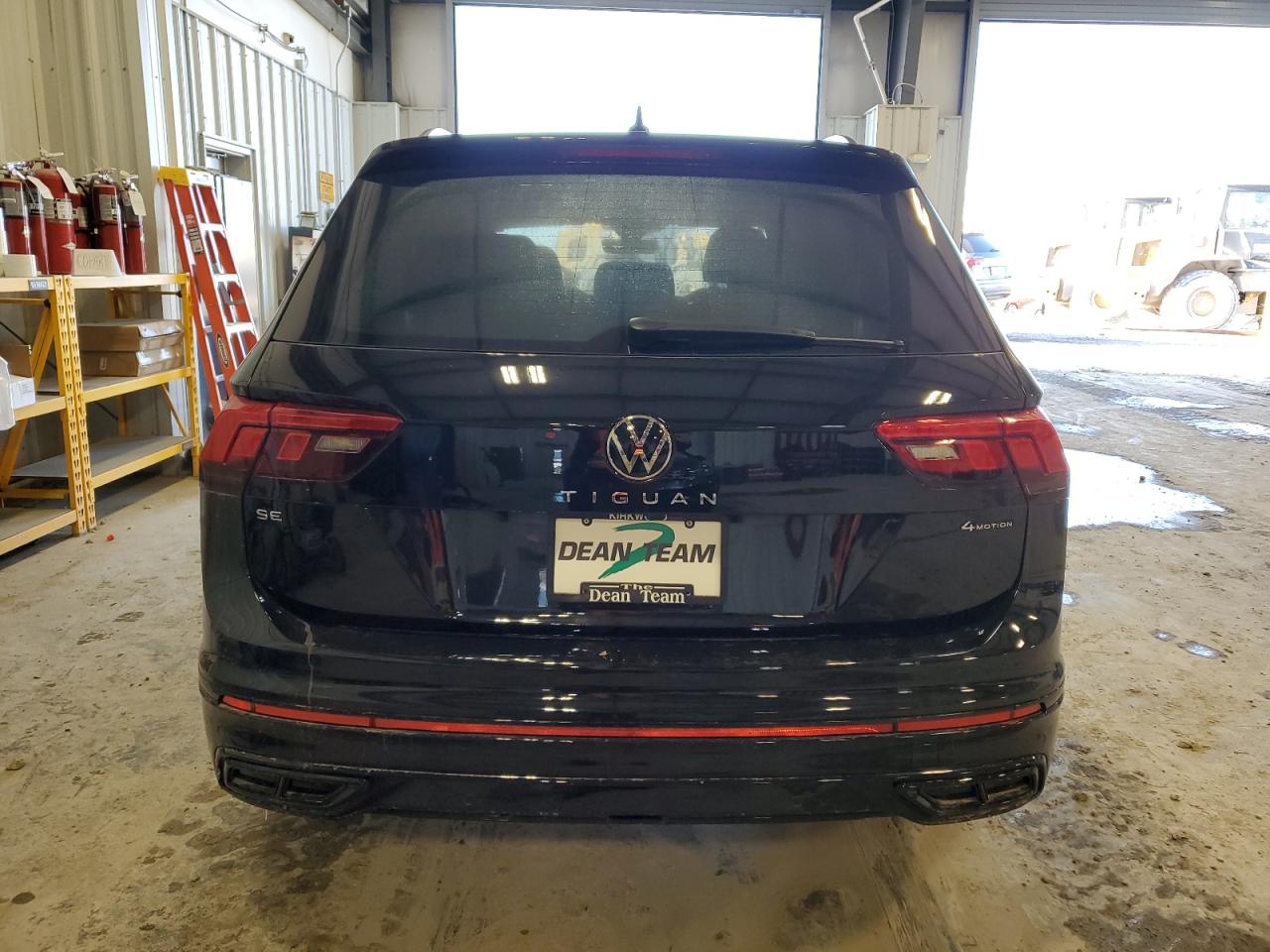 2024 VOLKSWAGEN TIGUAN SE R-LINE BLACK VIN:3VV8B7AXXRM208576