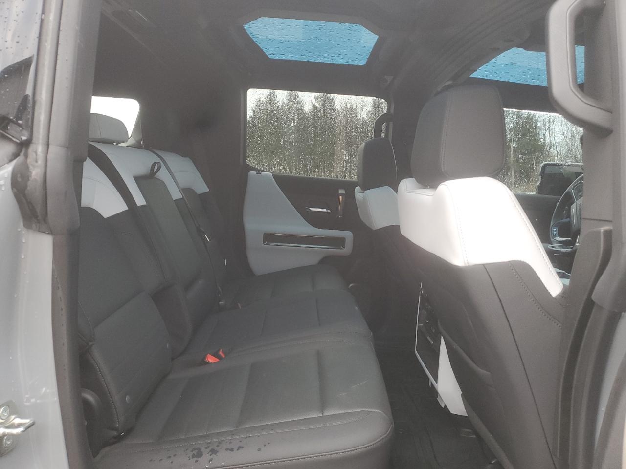 2024 GMC HUMMER SUV 2X VIN:1GKB0NDE8RU103804