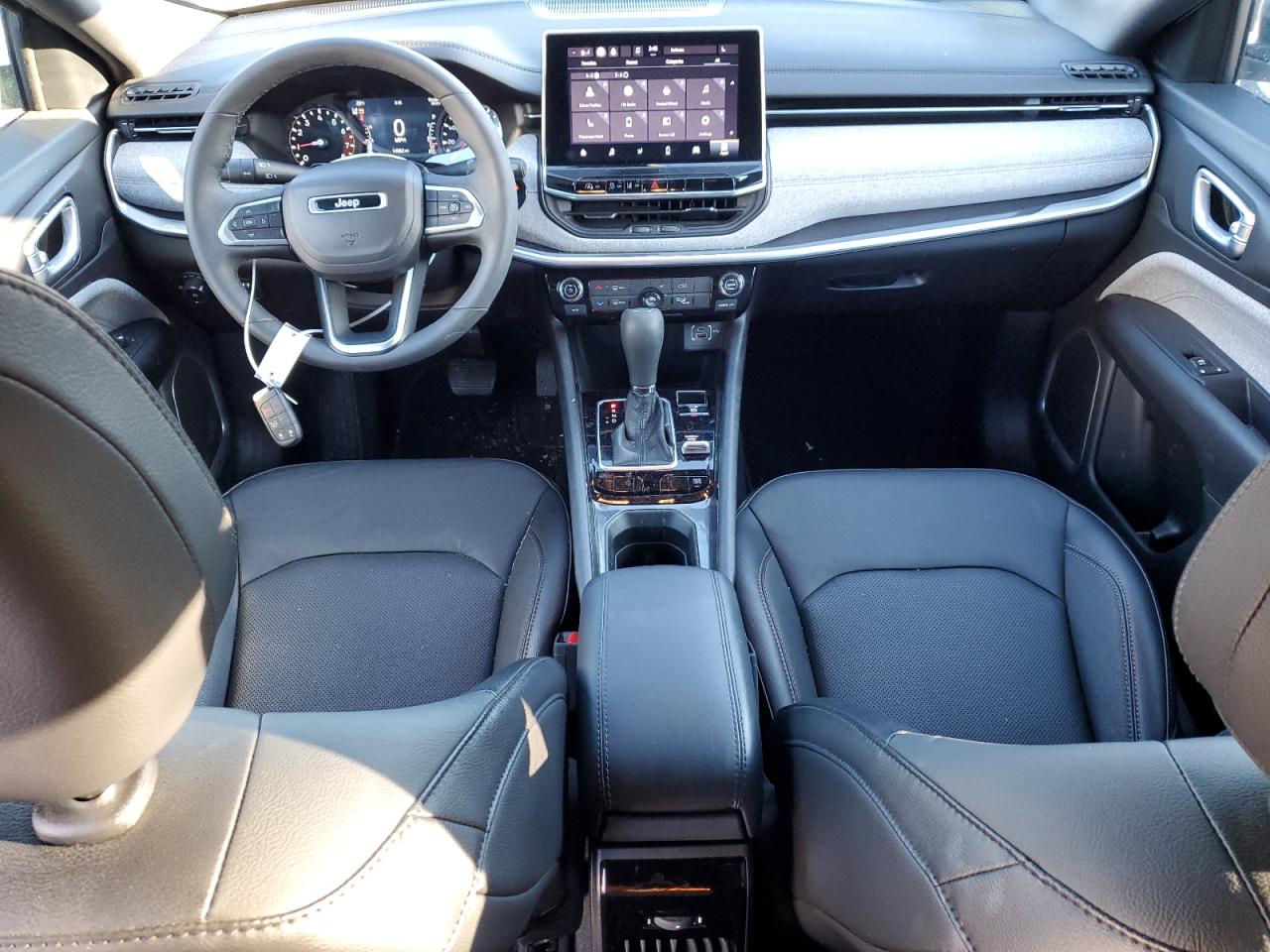 2023 JEEP COMPASS LATITUDE LUX VIN:3C4NJDFN8PT546622