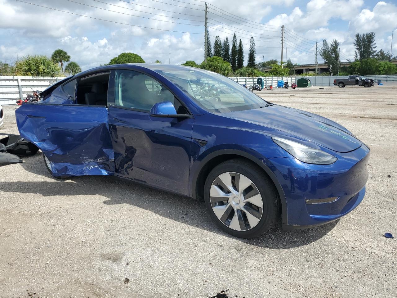 2023 TESLA MODEL Y  VIN:7SAYGAEE1PF672916