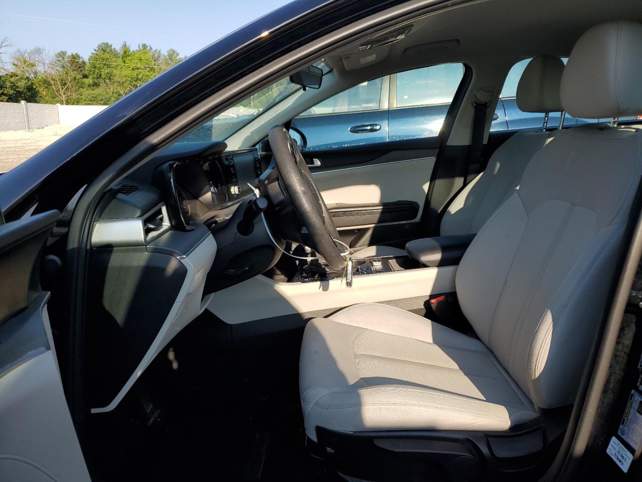2022 KIA K5 LXS VIN:5XXG14J27NG163690