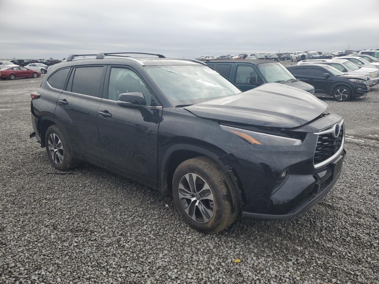 2024 TOYOTA HIGHLANDER LE VIN:5TDKDRBH2RS564473