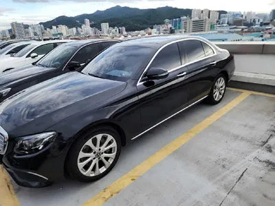 2019 Mercedes-Benz E 300 VIN: