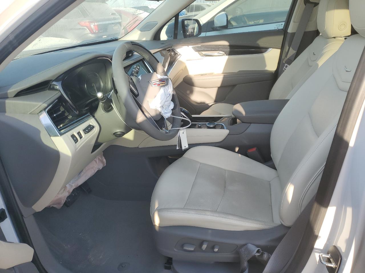 2024 CADILLAC XT6 PREMIUM LUXURY VIN:1GYKPDRS6RZ708725