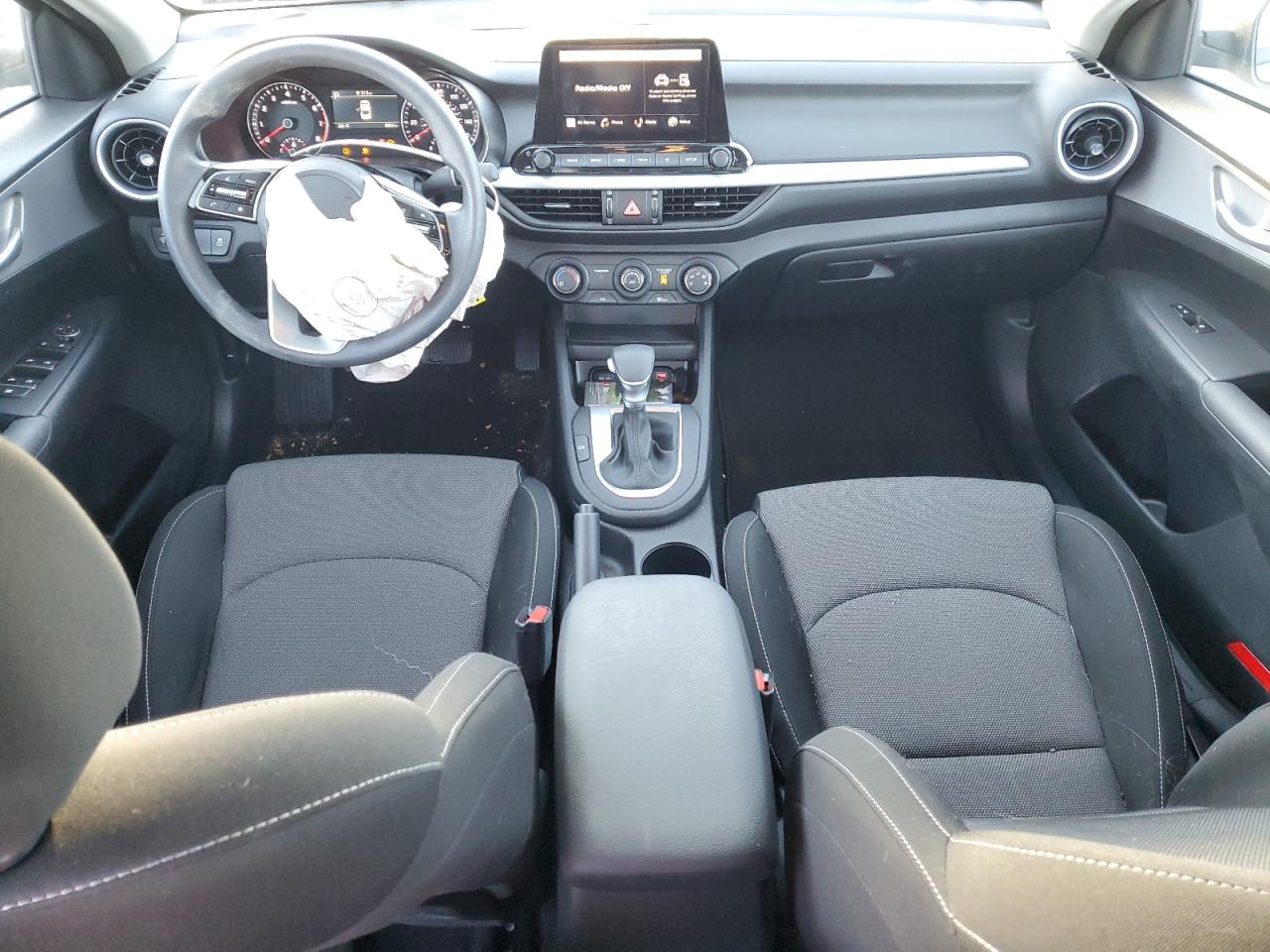 2024 KIA FORTE LX VIN:3KPF24AD1RE807144