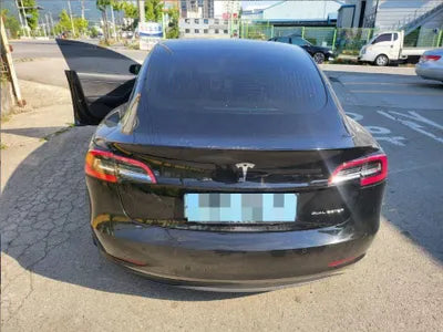2020 Tesla Model 3 VIN:
