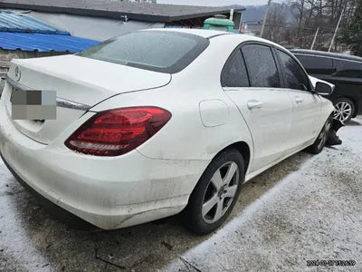 2017 Mercedes-Benz C 200 203KMWDDWF4CB8HF5 VIN:203KMWDDWF4CB8HF5