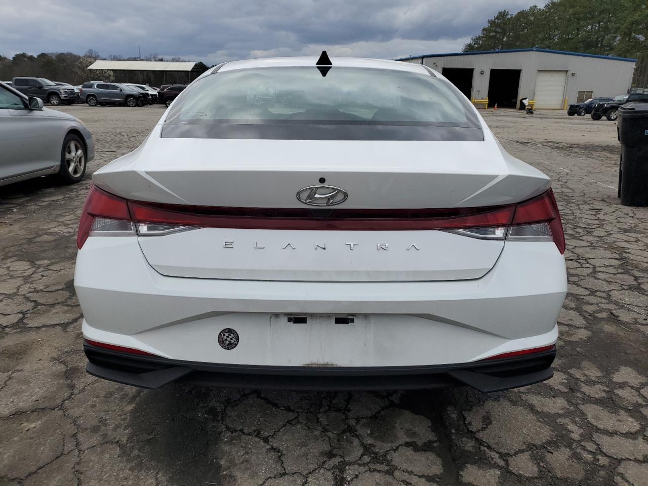 2022 HYUNDAI ELANTRA SE VIN:5NPLL4AG8NH056303