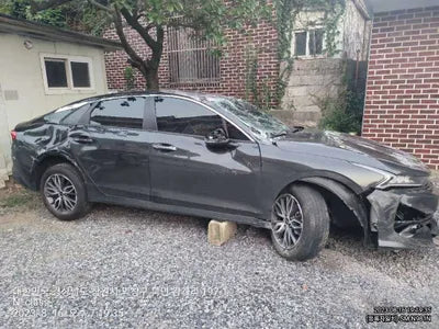 2021 Kia K5 KNAG241ABMA102898 VIN:KNAG241ABMA102898