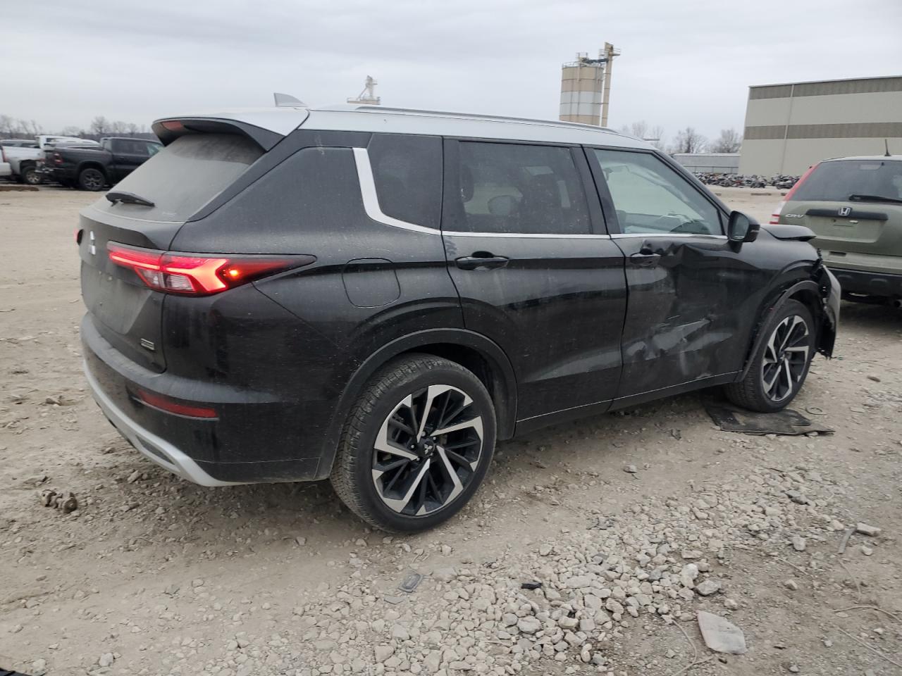 2024 MITSUBISHI OUTLANDER SEL VIN:JA4J4WA87RZ035248