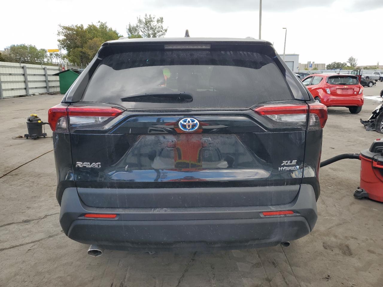 2022 TOYOTA RAV4 XLE VIN:JTMRWRFV2NJ055144