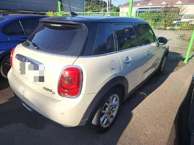 2015 MINI Cooper VIN: