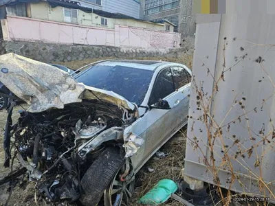 2015 Mercedes-Benz E 220 VIN: