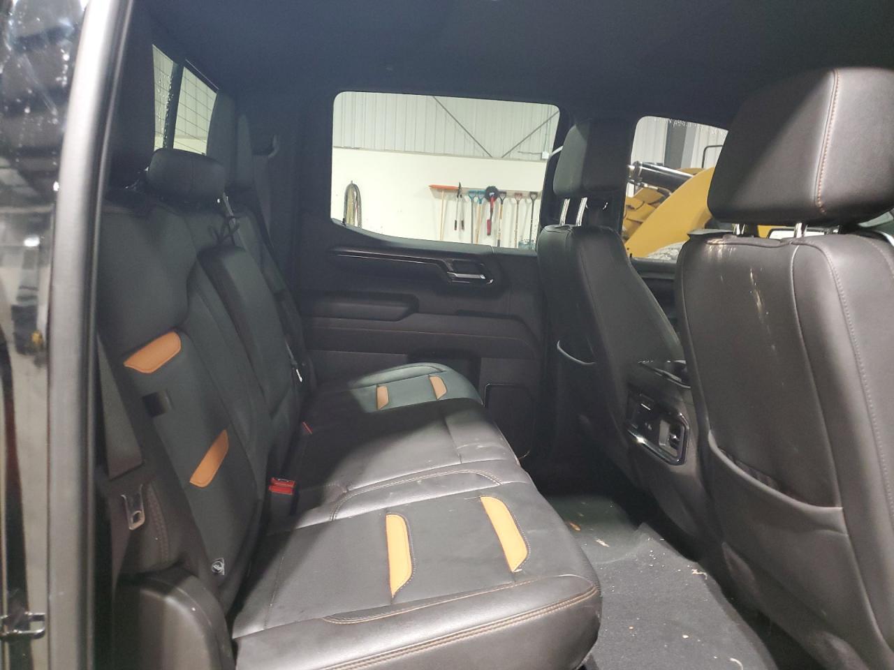 2023 GMC SIERRA K1500 AT4 VIN:1GTUUEE87PZ315577