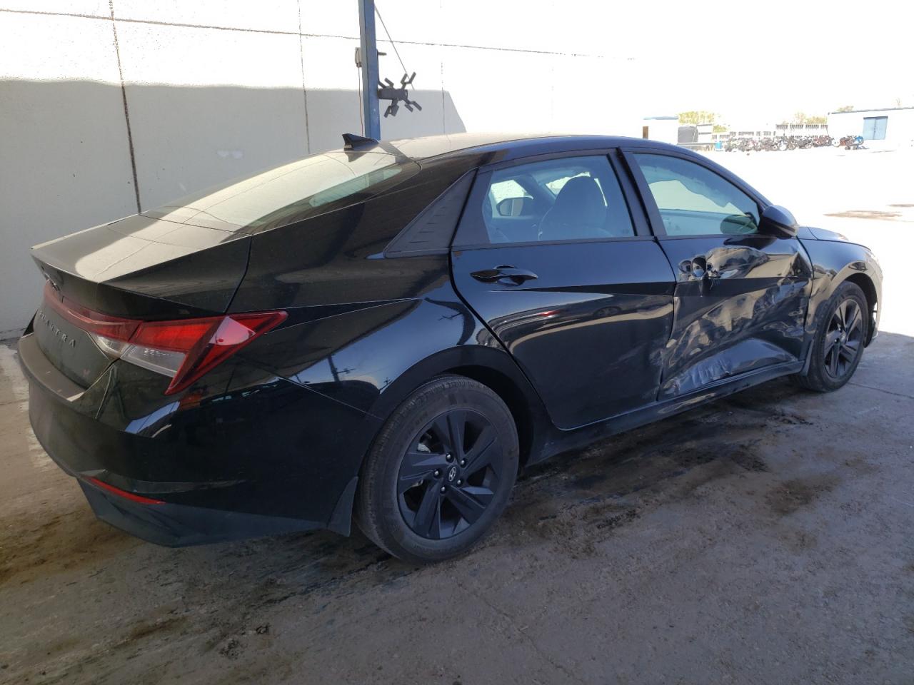 2022 HYUNDAI ELANTRA SEL VIN:5NPLM4AG6NH083190