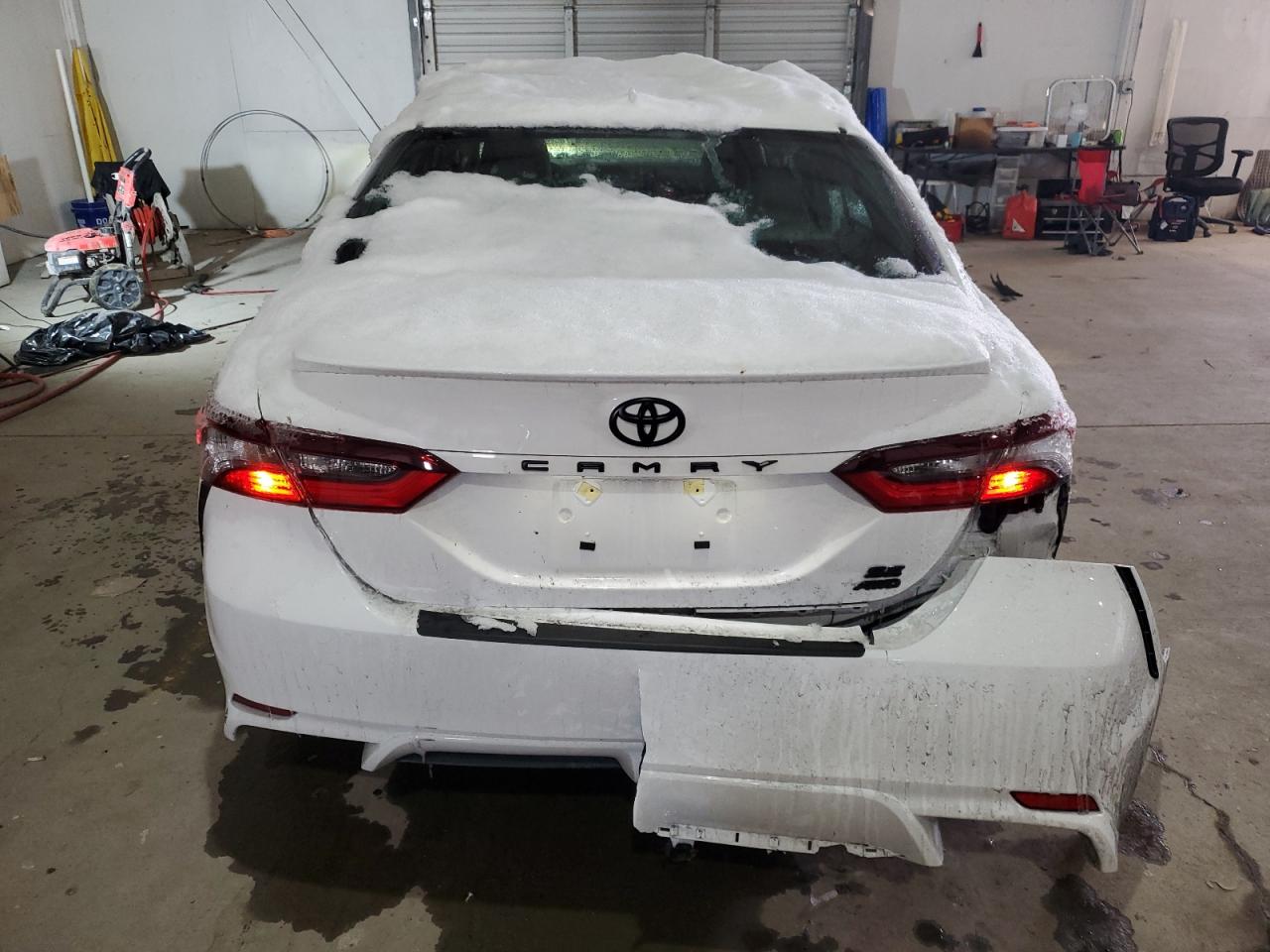 2024 TOYOTA CAMRY SE NIGHT SHADE VIN:4T1G11BK8RU127547