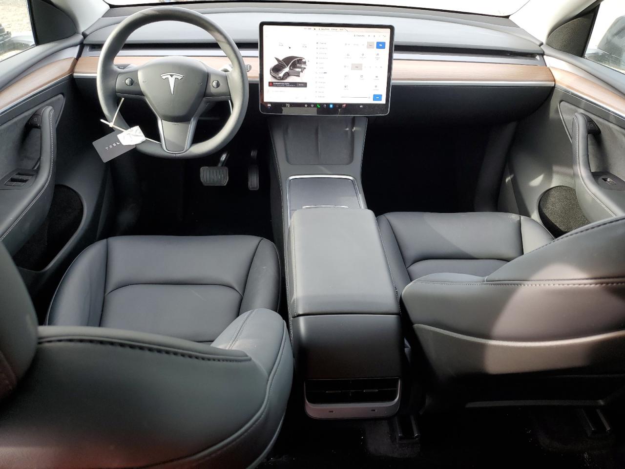 2024 TESLA MODEL Y  VIN:7SAYGDED7RF114483