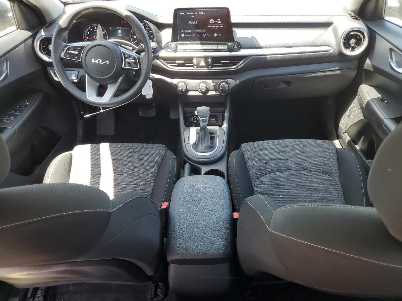 2022 KIA FORTE FE VIN:3KPF24AD3NE448535