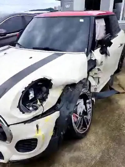 2018 MINI John Cooper Works WMWXM9107J2F97711 VIN:WMWXM9107J2F97711