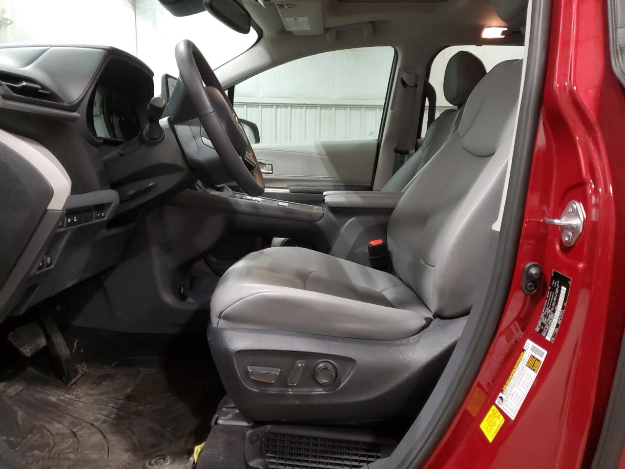 2023 TOYOTA SIENNA XLE VIN:5TDJSKFC2PS099746