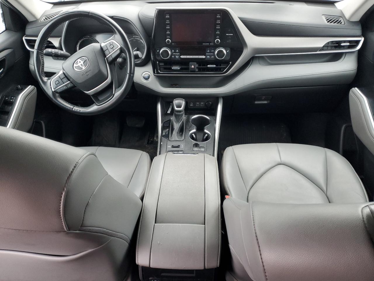 2022 TOYOTA HIGHLANDER XLE VIN:5TDGZRBH6NS195005
