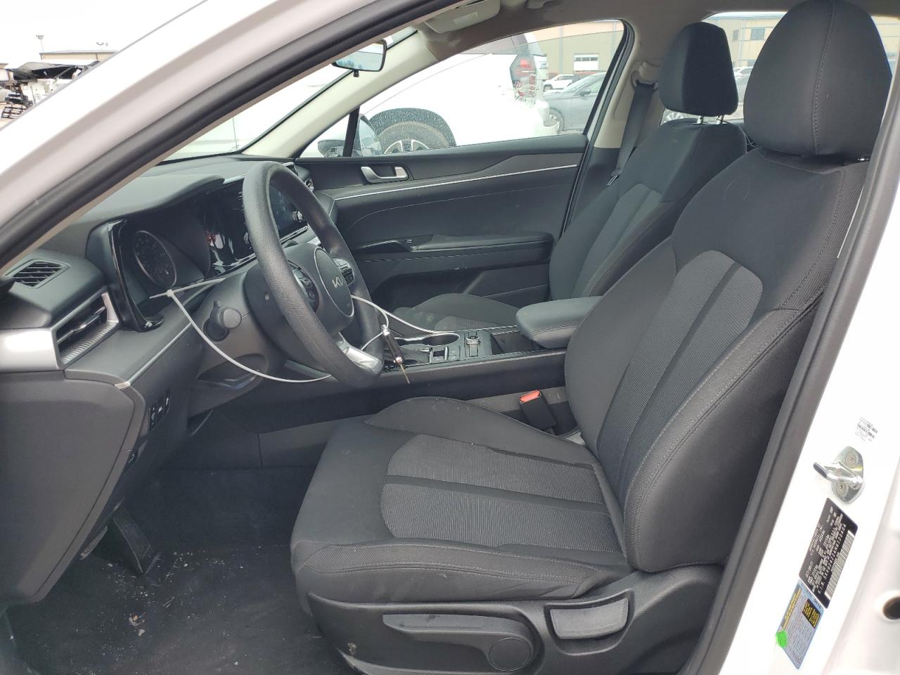 2022 KIA K5 LX VIN:5XXG24J24NG123404