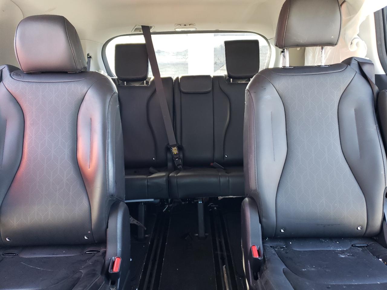 2022 KIA CARNIVAL EX VIN:KNDNC5H34N6071425
