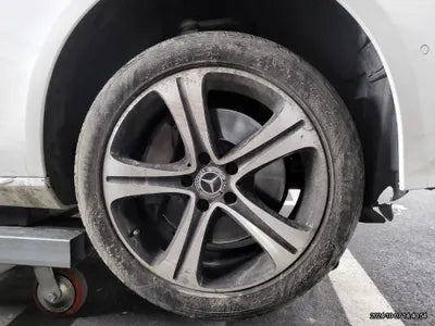 2017 Mercedes-Benz E 300 VIN: