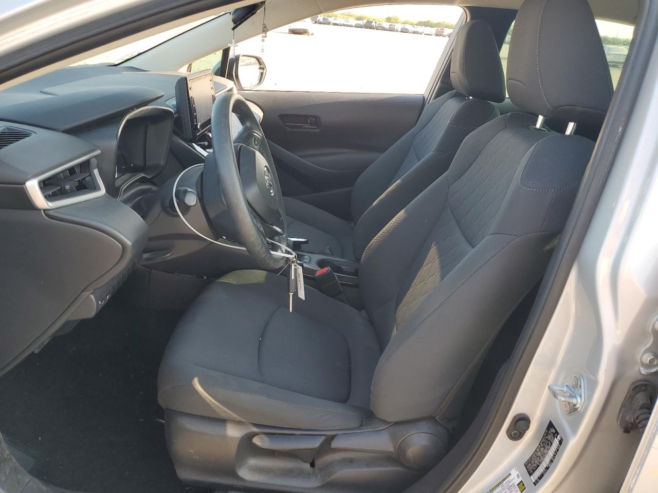 2022 TOYOTA COROLLA LE VIN:5YFEPMAE8NP300210