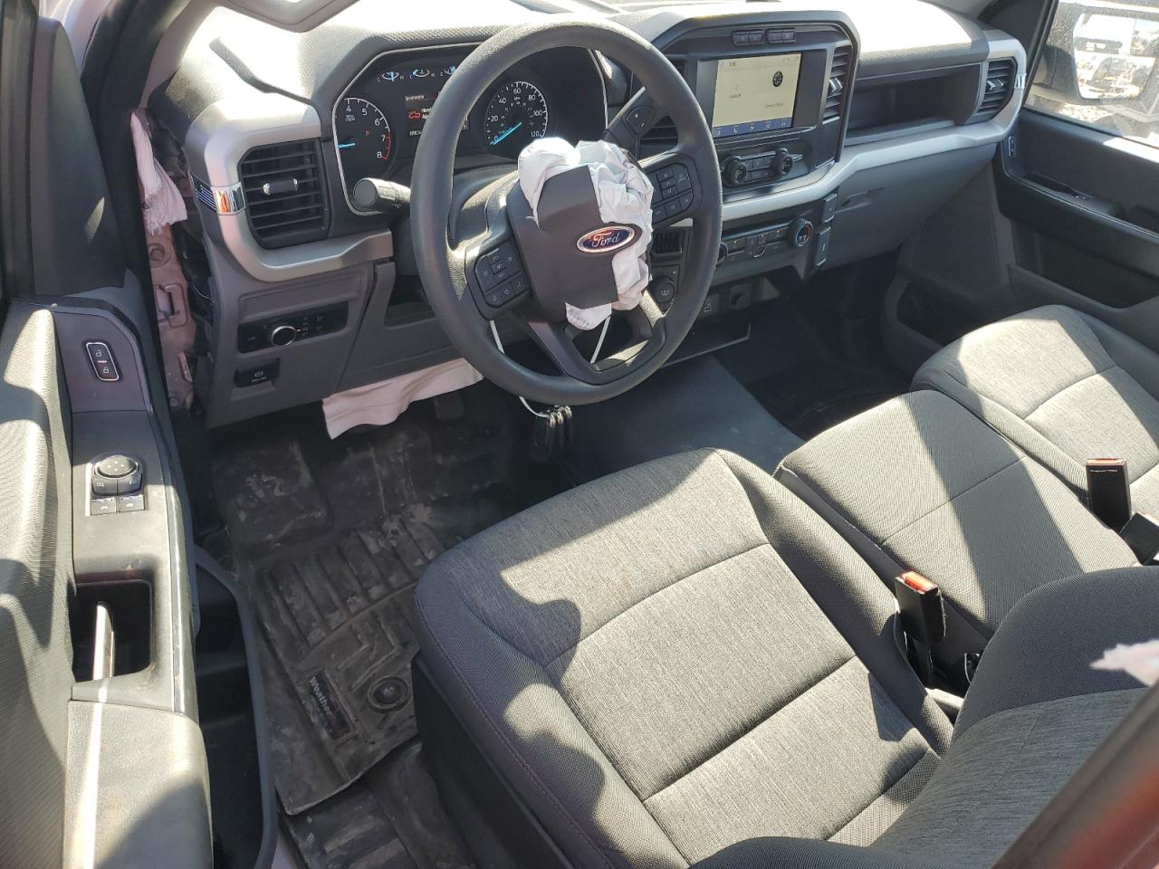 2023 FORD F150  VIN:1FTMF1EB8PKE09099