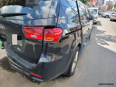 2018 Kia Carnival VIN: