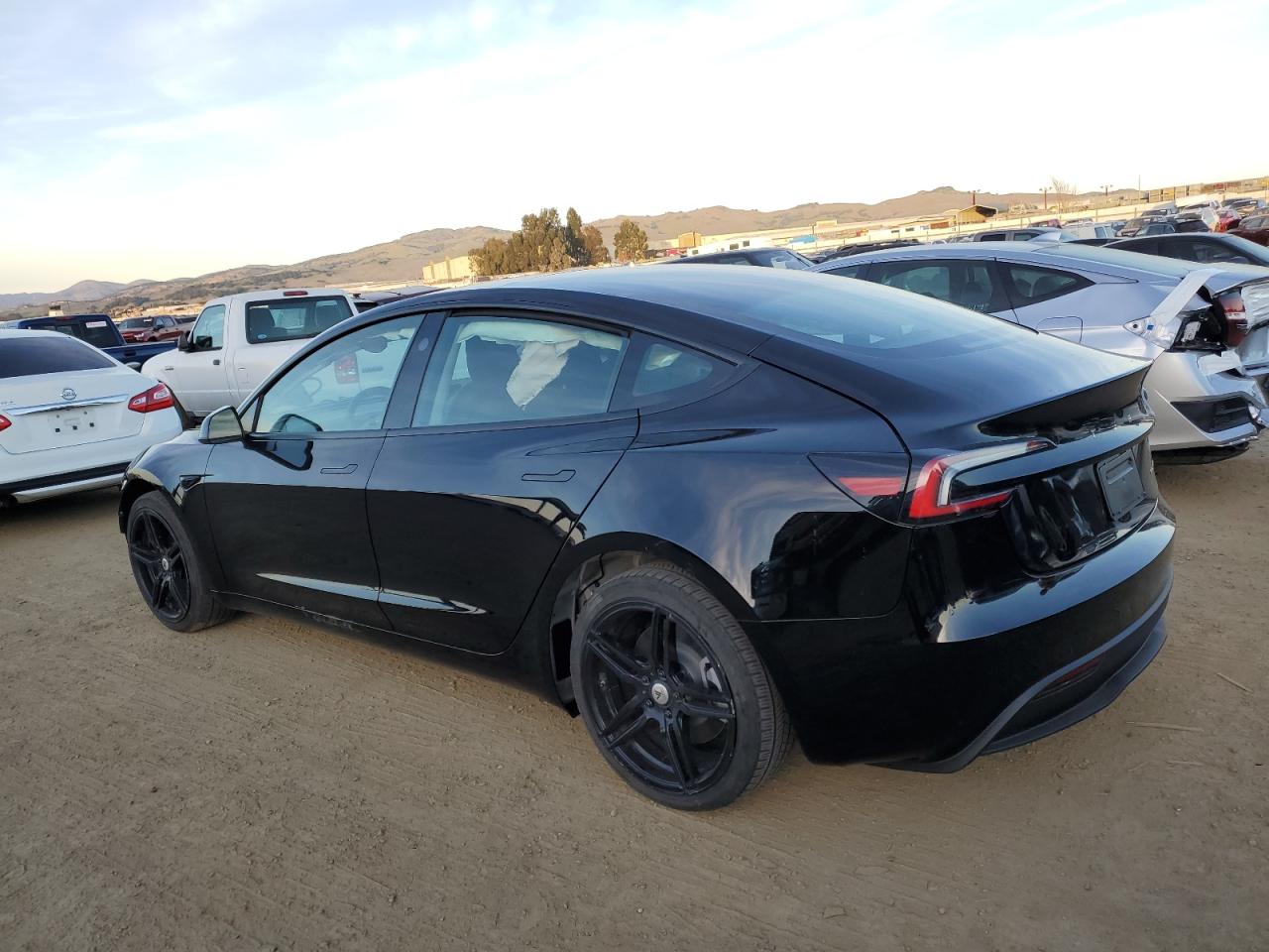 2024 TESLA MODEL 3  VIN:5YJ3E1EBXRF823130
