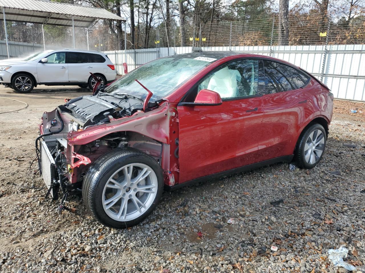 2024 TESLA MODEL Y  VIN:7SAYGDEEXRA269082