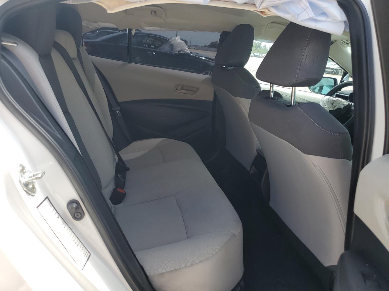 2022 TOYOTA COROLLA LE VIN:5YFEPMAE6NP328121