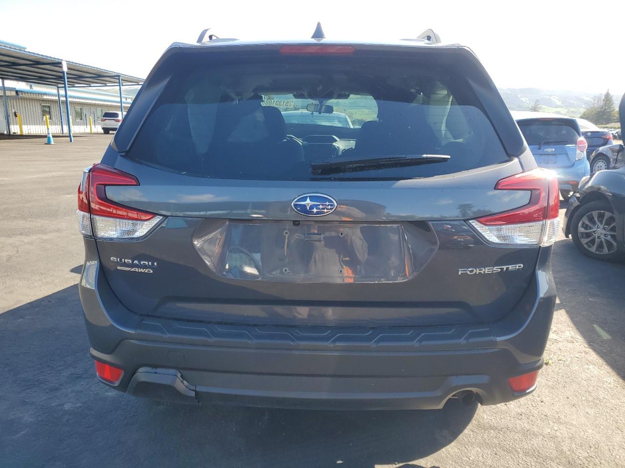 2023 SUBARU FORESTER PREMIUM VIN:JF2SKAEC6PH511768