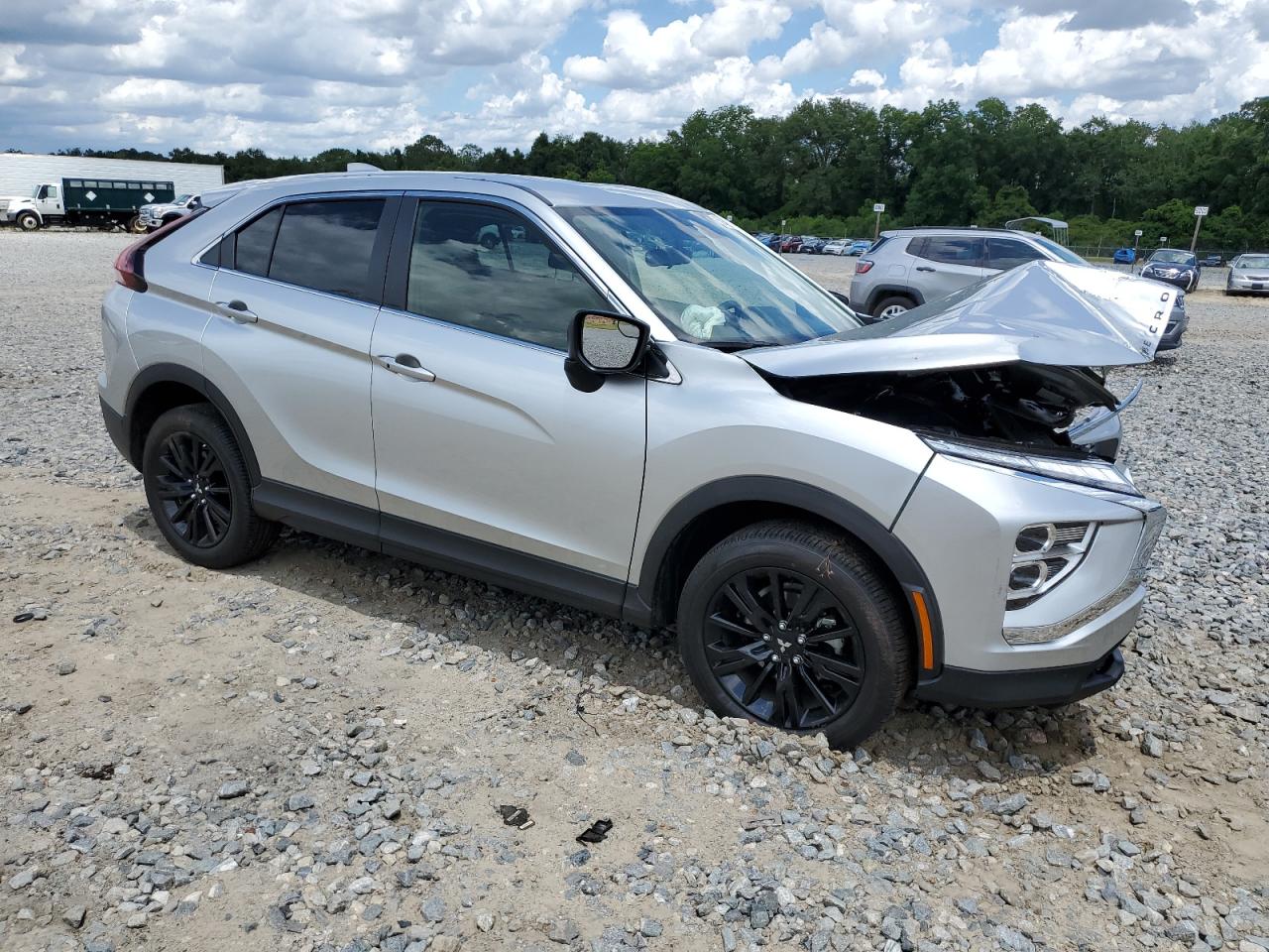 2024 MITSUBISHI ECLIPSE CROSS LE VIN:JA4ATVAA1RZ027923