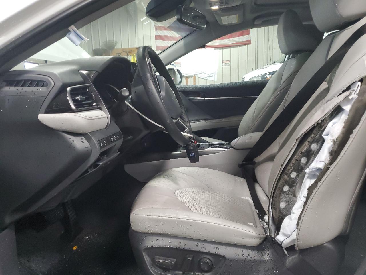 2024 TOYOTA CAMRY XLE VIN:4T1F31AK7RU077537